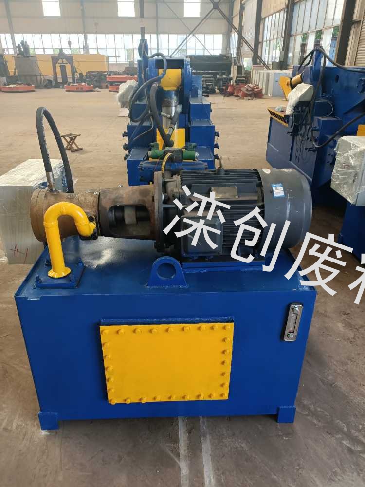 200吨鳄鱼剪机一台